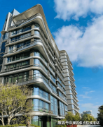 拥厚的地舆劣势